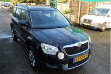 Skoda Yeti - 1.2 TSI Active Plus hoge instap, stoere MPV met trekhaak