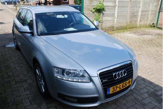 Audi A6 Avant - 3.0 TDI quattro Pro Line Standkachel en lichtmetaal winter/zomerset nieuwe APK bij a - 1