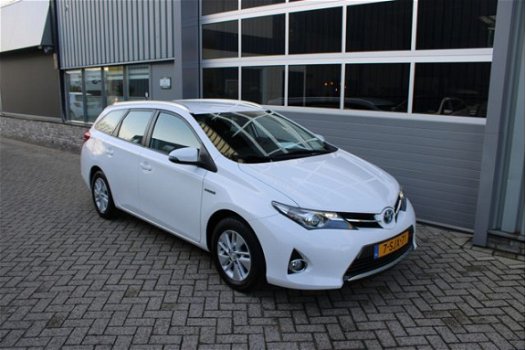 Toyota Auris Touring Sports - 1.8 Hybrid Aspiration 1e Eig Ecc Airco Camera - 1