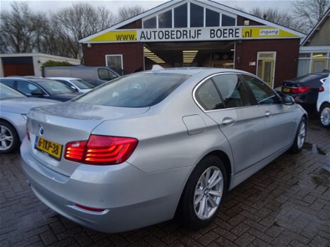 BMW 5-serie - 520i Last Minute Edition Navi, Xenon, Pdc v+a - 1