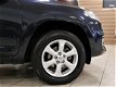 Toyota RAV4 - 2.0 VVTi Dynamic 4 x NIEUW BANDEN *127dkm* 4WD/Automaat/Climate - 1 - Thumbnail