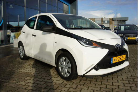 Toyota Aygo - 1.0 VVT-i x-now - 1