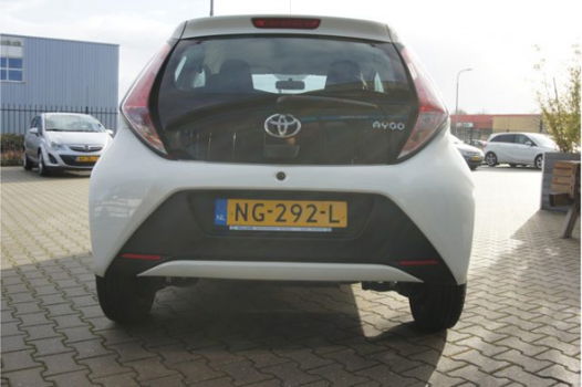 Toyota Aygo - 1.0 VVT-i x-now - 1