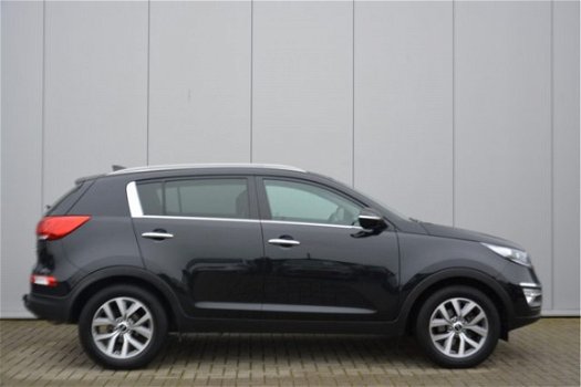 Kia Sportage - 1.6 GDI X-treme DynamicLine Navigatie, Stoel/Stuurverwarming, Leder, 17