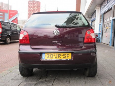 Volkswagen Polo - 1.4-16V Comfortline Airco - 1