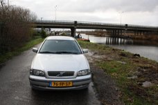 Volvo V40 - 1.8 Europa |Luxe uitvoering|Nieuwe APK bij aflevering|