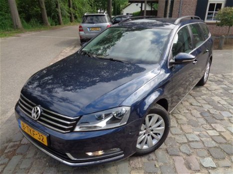 Volkswagen Passat Variant - 1.6 TDI COMFL.EX.ED.NAVI/LMV/PDC/ECC/CR-CONTR - 1