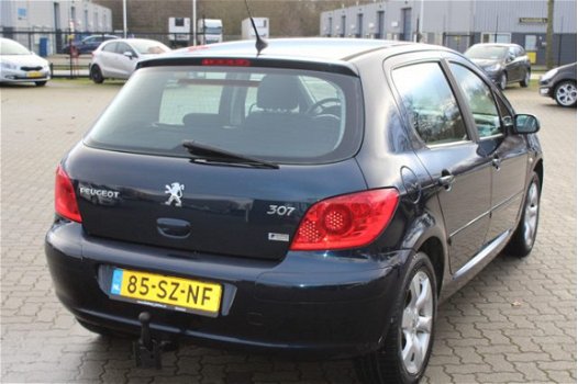 Peugeot 307 - 2.0-16V XS airco, radio cd speler, cruise control, elektrische ramen, trekhaak, lichtm - 1