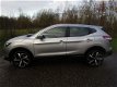 Nissan Qashqai - 1.6 Navigatie / Stoelverwarming / 19inch Tekna - 1 - Thumbnail