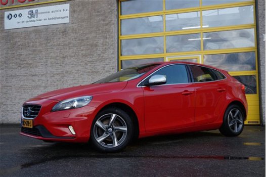 Volvo V40 - 2.0 D2 5drs R-Design Business BJ2015 Xenon | LMV16