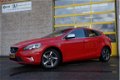 Volvo V40 - 2.0 D2 5drs R-Design Business BJ2015 Xenon | LMV16