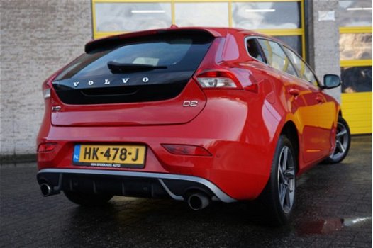 Volvo V40 - 2.0 D2 5drs R-Design Business BJ2015 Xenon | LMV16