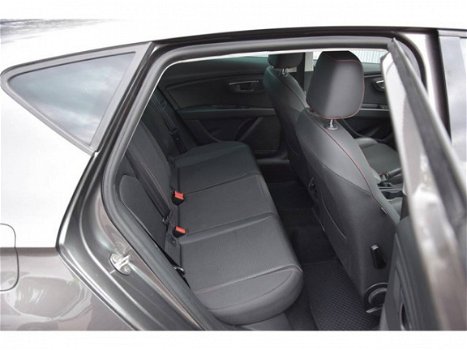 Seat Leon - FR 1.4TSI 150PK/Clima/PDC/Winterpakket - 1