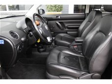 Volkswagen New Beetle - 2.0 Highline / Airco / Lederen bekleding / Sportonderstel / Zeer netjes