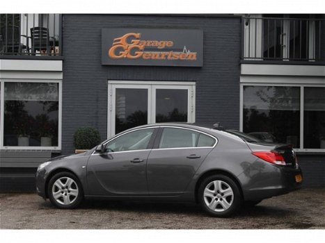 Opel Insignia - 1.4 Turbo EcoFLEX Business Edition / Navigatie / 140PK / Climate Controle - 1