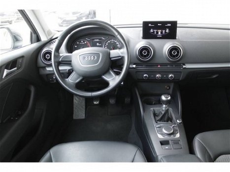 Audi A3 Sportback - 1.4 TFSI 122pk Ambiente / MMI-Media / Airco / Bleutooth - 1