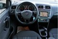 Volkswagen Polo - 1.2 TSI 90PK R-Line / Navigatie / Bleumotion / 17