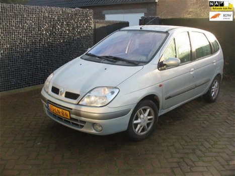 Renault Scénic - 1.8-16V Air - 1