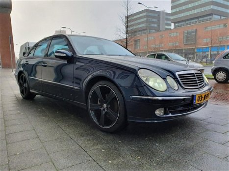 Mercedes-Benz E-klasse - 240 Avantgarde Automaat Navi Leer Xenon Nw Apk - 1