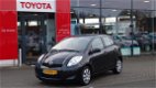 Toyota Yaris - 1.3 VVT-I 5-DEURS AIRCO 6-SPEED - 1 - Thumbnail