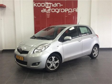 Toyota Yaris - 1.3 16v VVT-i 99pk 5D Aspiration - 1