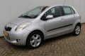 Toyota Yaris - 1.3 16V VVT-I Luna 5-DEURS AIRCO AUT - 1 - Thumbnail