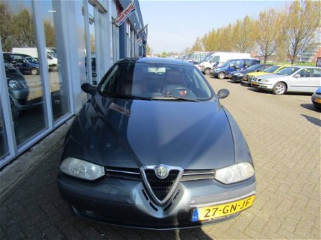 Alfa Romeo 156 Sportwagon - 2.0 T.Spark 16V - 1