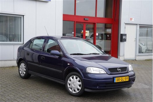Opel Astra - 1.6 I 16V - 1
