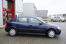 Opel Astra - 1.6 I 16V