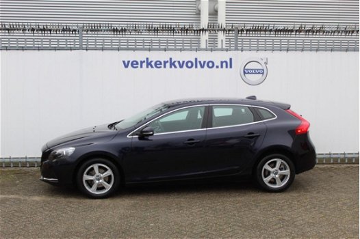 Volvo V40 - D2 Momentum Business - 1