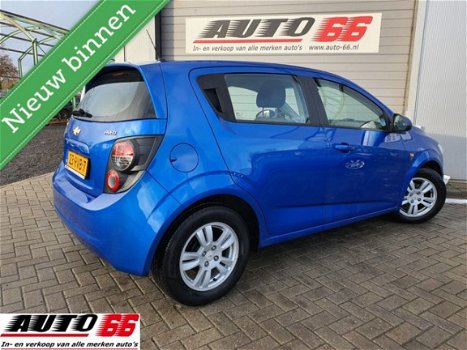 Chevrolet Aveo - 1.4 LT met AIRCO - 1