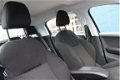 Peugeot 208 - 5drs 1.2 PureTech Blue Lion | Navigatie | Bluetooth | Parkeersensoren | Trekhaak | - 1 - Thumbnail