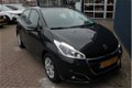 Peugeot 208 - 5drs 1.2 PureTech Blue Lion | Navigatie | Bluetooth | Parkeersensoren | Trekhaak | - 1 - Thumbnail