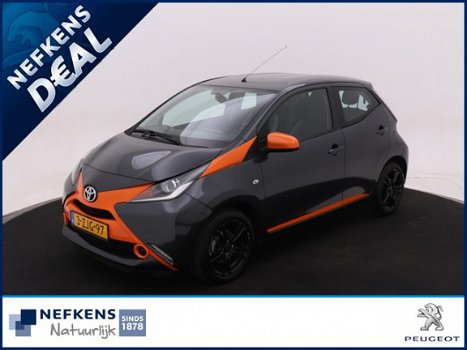 Toyota Aygo - 1.0 VVT-i x-play | airco | bluetooth | camera | NEFKENS DEAL - 1