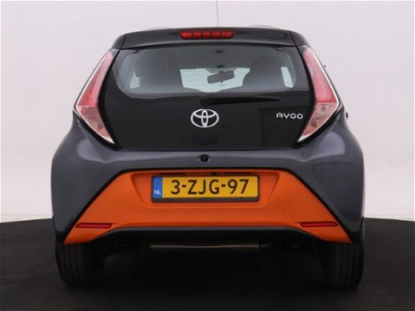 Toyota Aygo - 1.0 VVT-i x-play | airco | bluetooth | camera | NEFKENS DEAL - 1