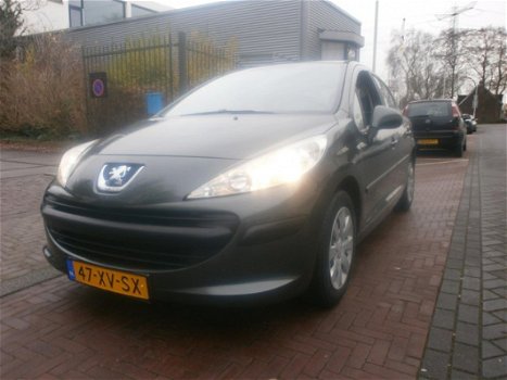 Peugeot 207 - 1.4 HDI X-line - 1