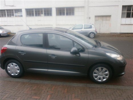 Peugeot 207 - 1.4 HDI X-line - 1