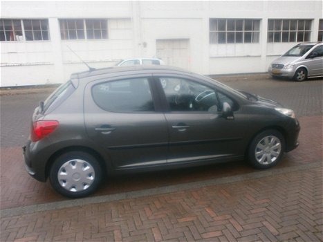 Peugeot 207 - 1.4 HDI X-line - 1