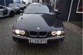BMW 5-serie Touring - 530d Executive Bomvol, Youngtimer - 1 - Thumbnail