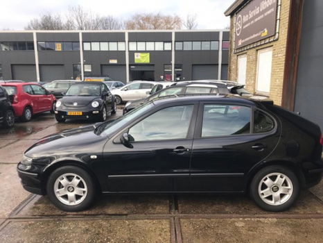 Seat Leon - 1.6-16V Sport Bj.2001 / airco - 1