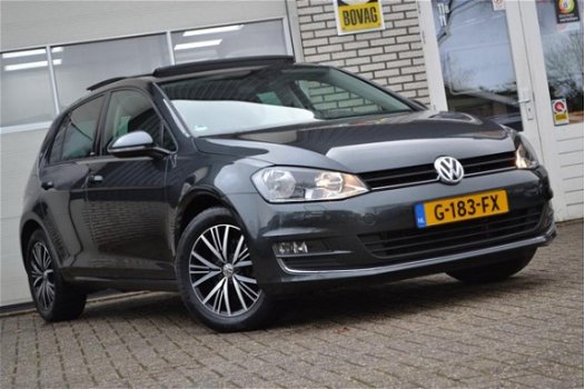 Volkswagen Golf - 1.4 TSI Comfortline Panorama PDC Cruise Stoelverw. '16 - 1