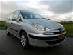 Peugeot 807 - 2.2 ST Premium 7-PERSOONS AIRCO APK t/m 12-2020 - 1 - Thumbnail