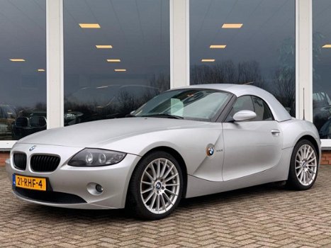 BMW Z4 Roadster - 2.2i S - 1