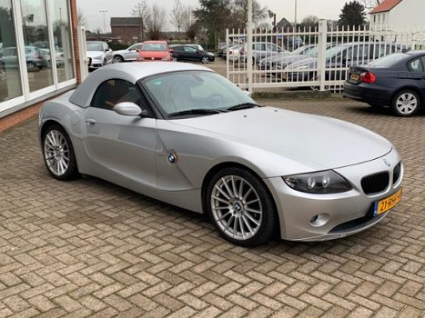 BMW Z4 Roadster - 2.2i S - 1