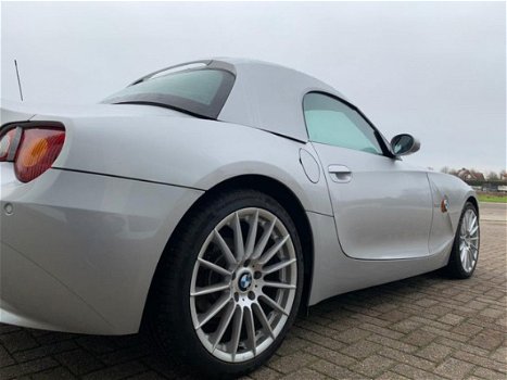 BMW Z4 Roadster - 2.2i S - 1