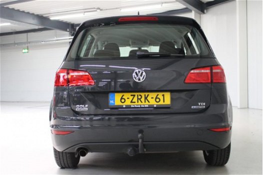 Volkswagen Golf Sportsvan - 1.6 TDI Comfortline BlueMotion Navigatie | Cruise Control | Trekhaak | L - 1