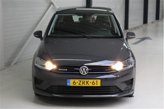 Volkswagen Golf Sportsvan - 1.6 TDI Comfortline BlueMotion Navigatie | Cruise Control | Trekhaak | L - 1