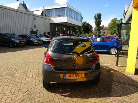 Toyota Yaris - 1.3 VVTi Comfort - 1