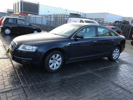 Audi A6 - 2.4 Pro Line auto start niet motor draait - 1