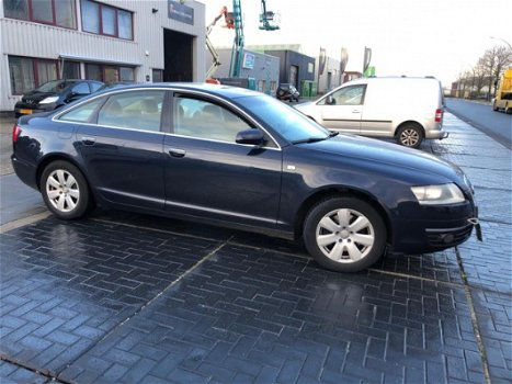 Audi A6 - 2.4 Pro Line auto start niet motor draait - 1